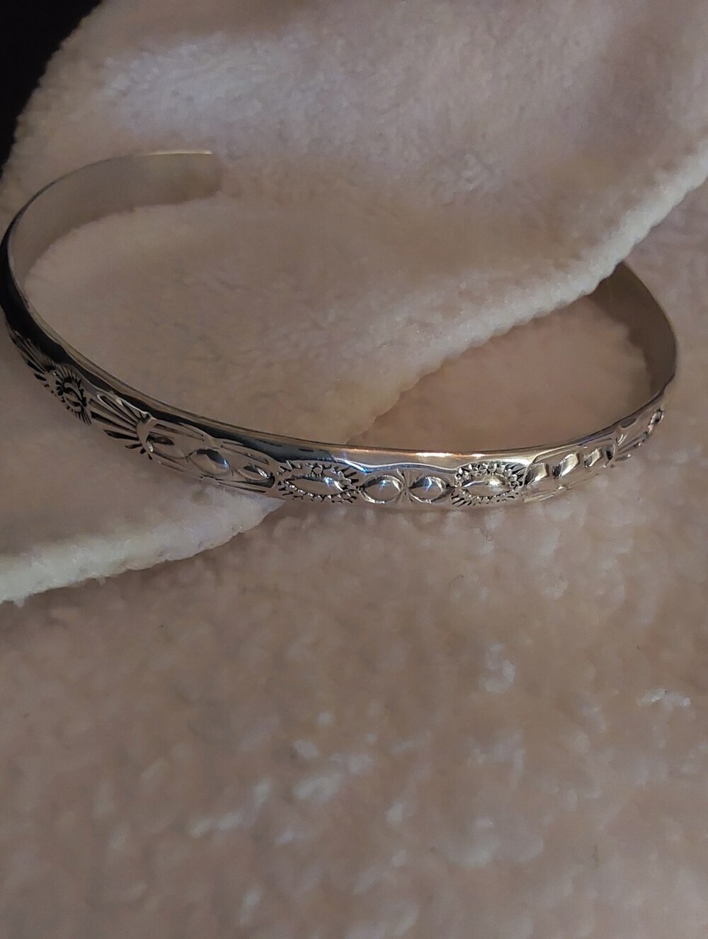 🌺 NEW Hand Crafted Sterling Silver Bracelet